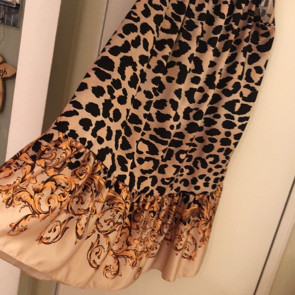 Stunning Animal print spaghetti strap dress - Picture 8 of 8